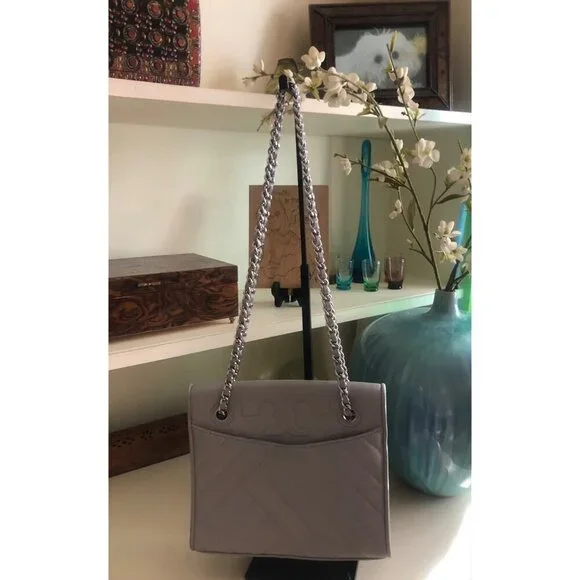 TORY BURCH Alexa Quilted Chain Shoulder Bag Silver/Grey